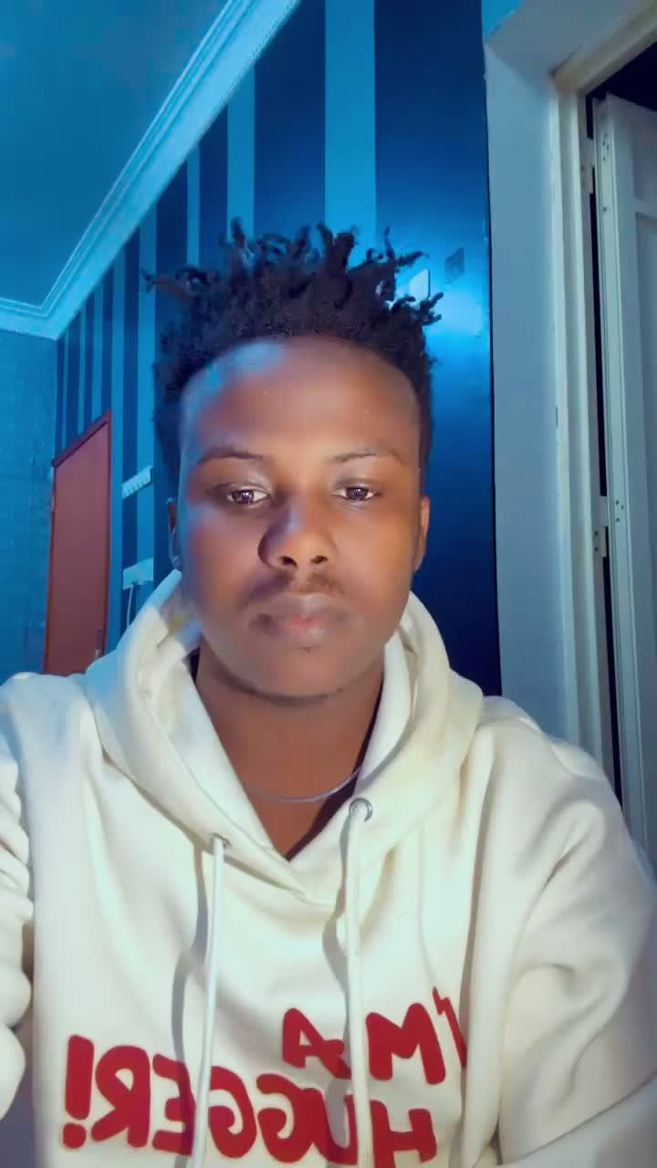 @Mr man🇺🇬🇰🇼🇨🇦🇺🇸