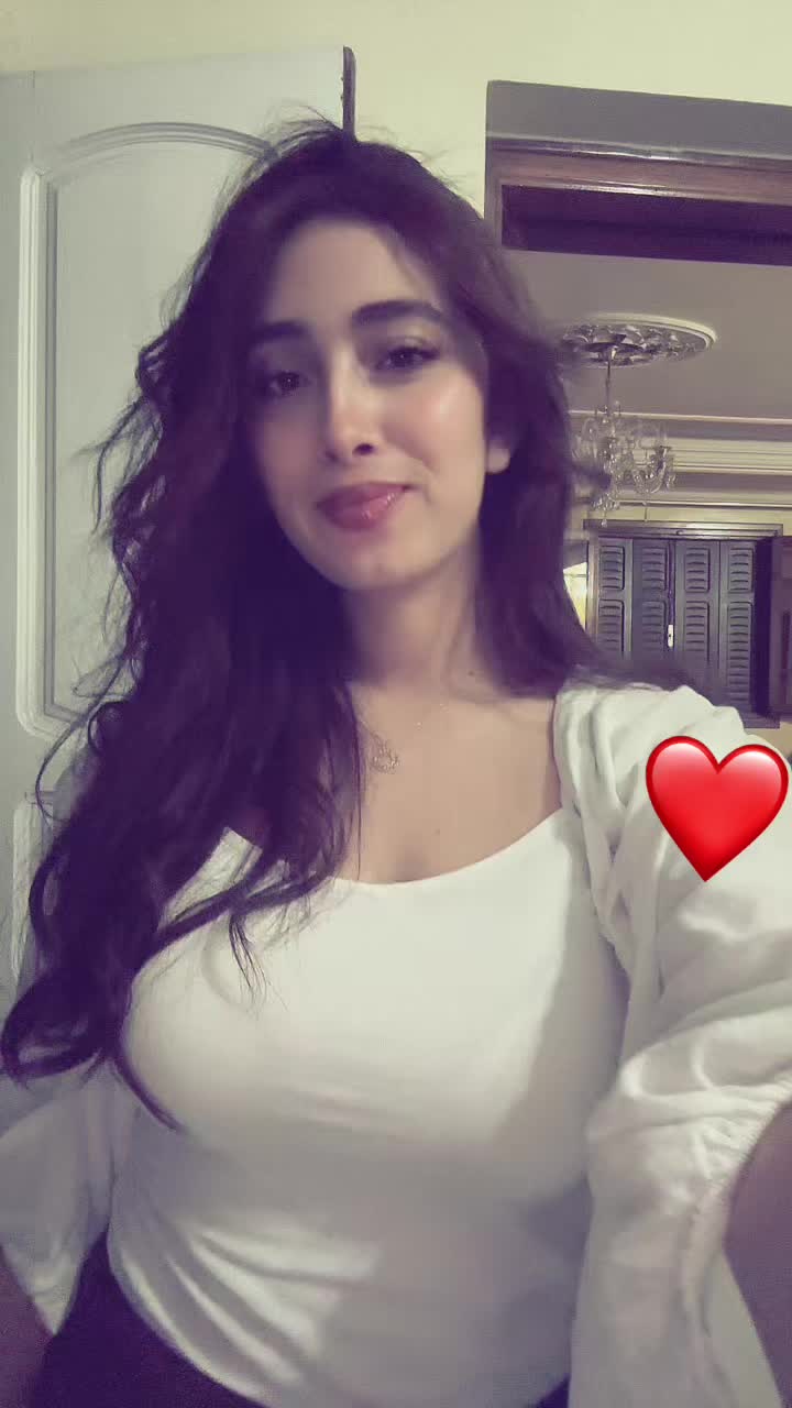 @Haجar💕