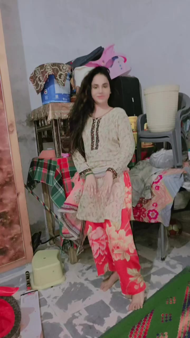 @Anayakhan