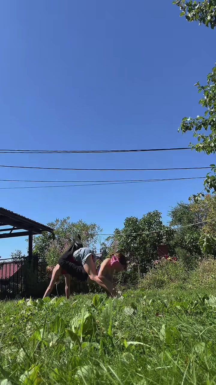 @Ника