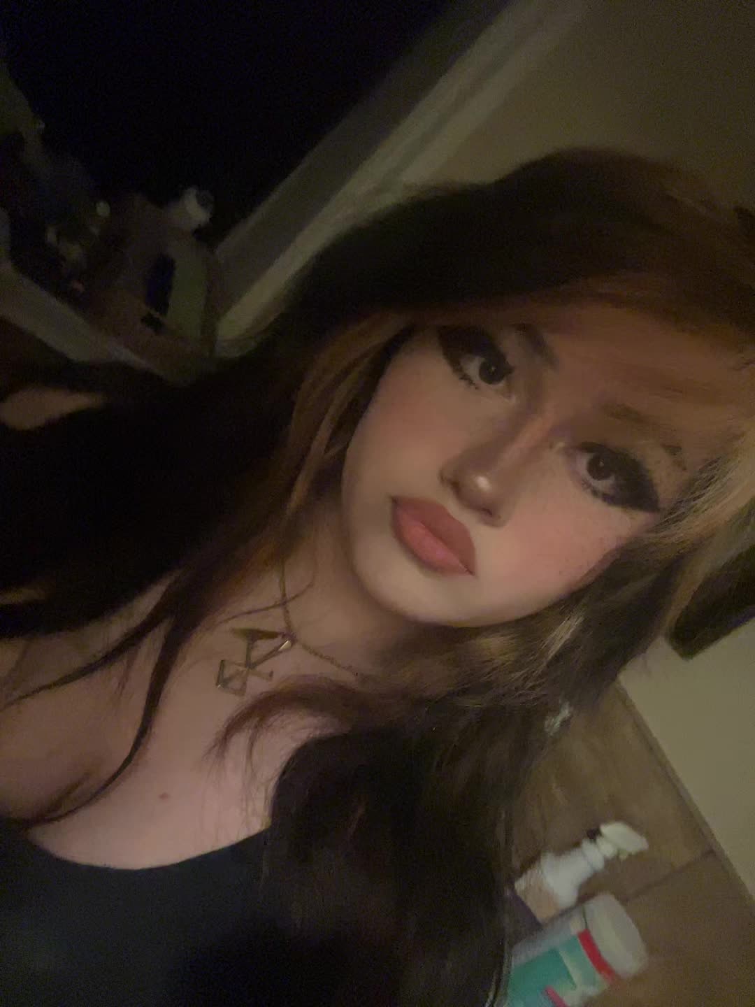 @isaphernelia