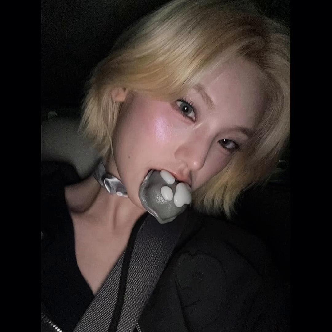 @yejiwifey_uwu