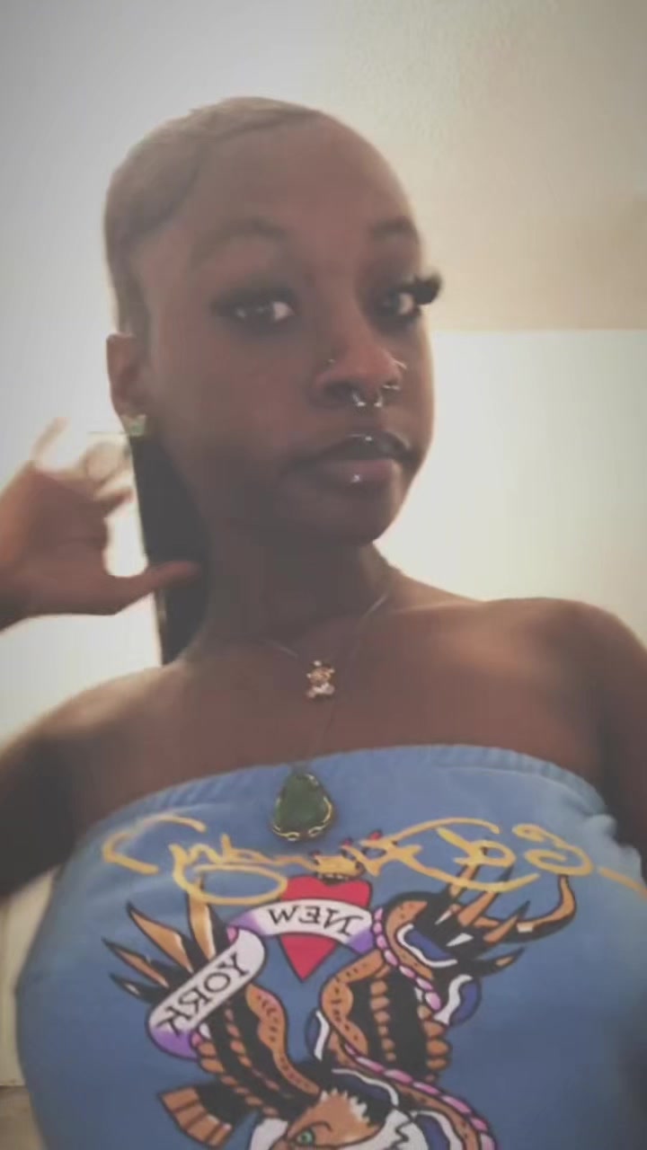 @Karahh