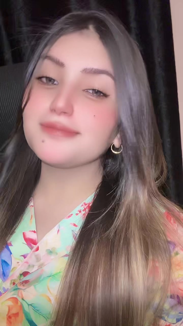 @Hazel🥂💜