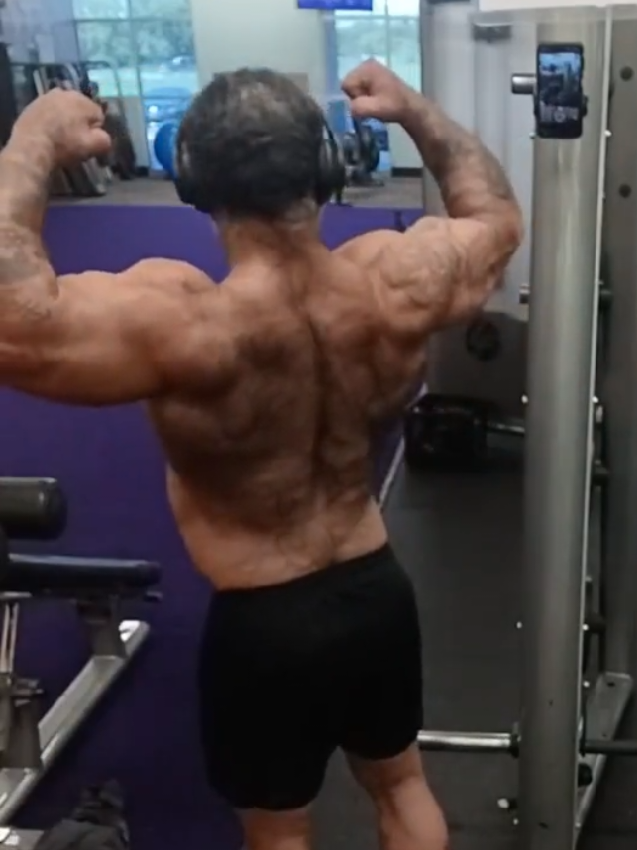 @Flesh_artist_1985
