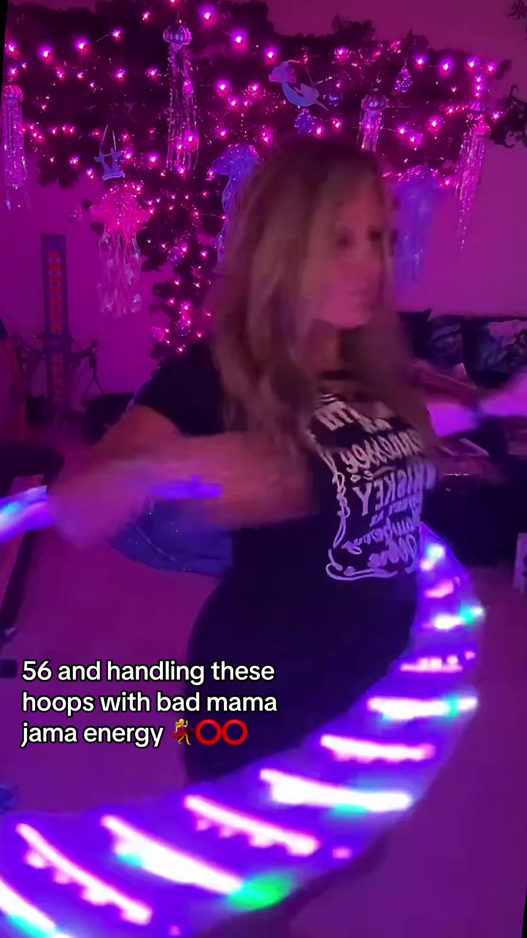 @Rockandhoopqueen👑