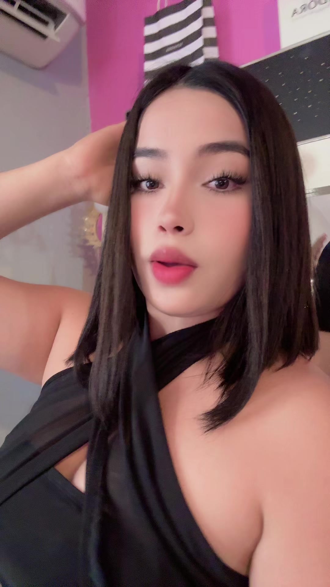 @PerlaRiv👩🏻