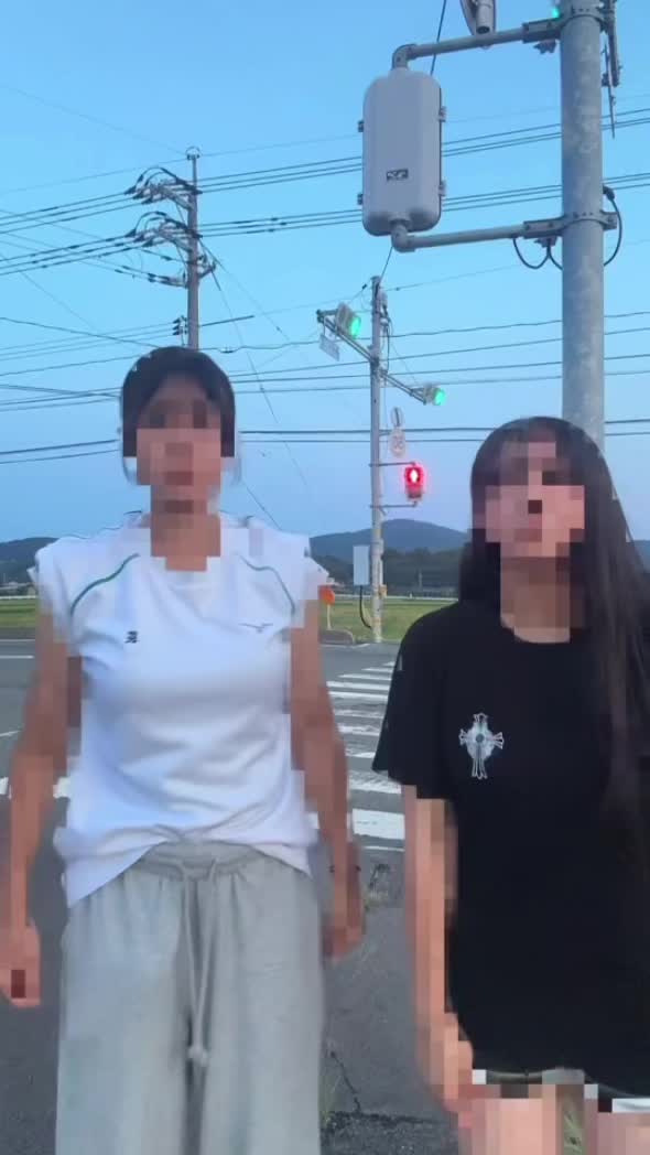 @しほ