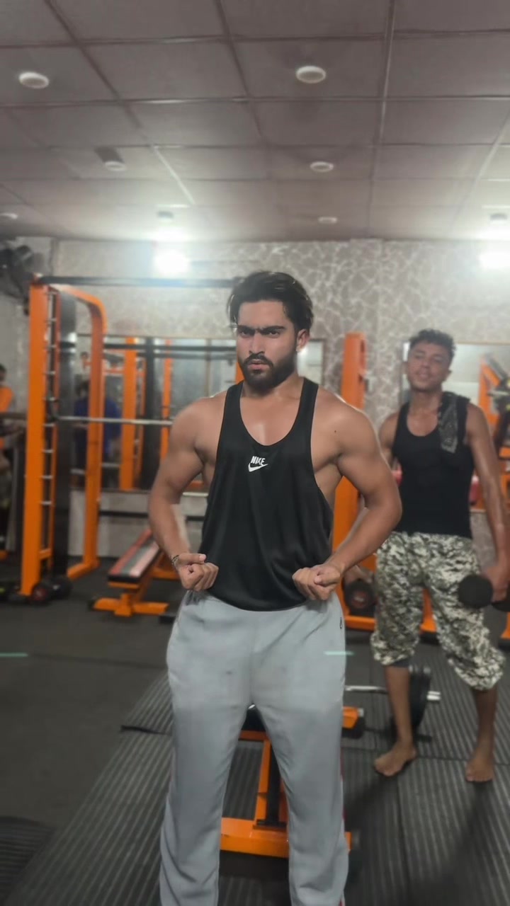 @Fitness boy 💪🏻