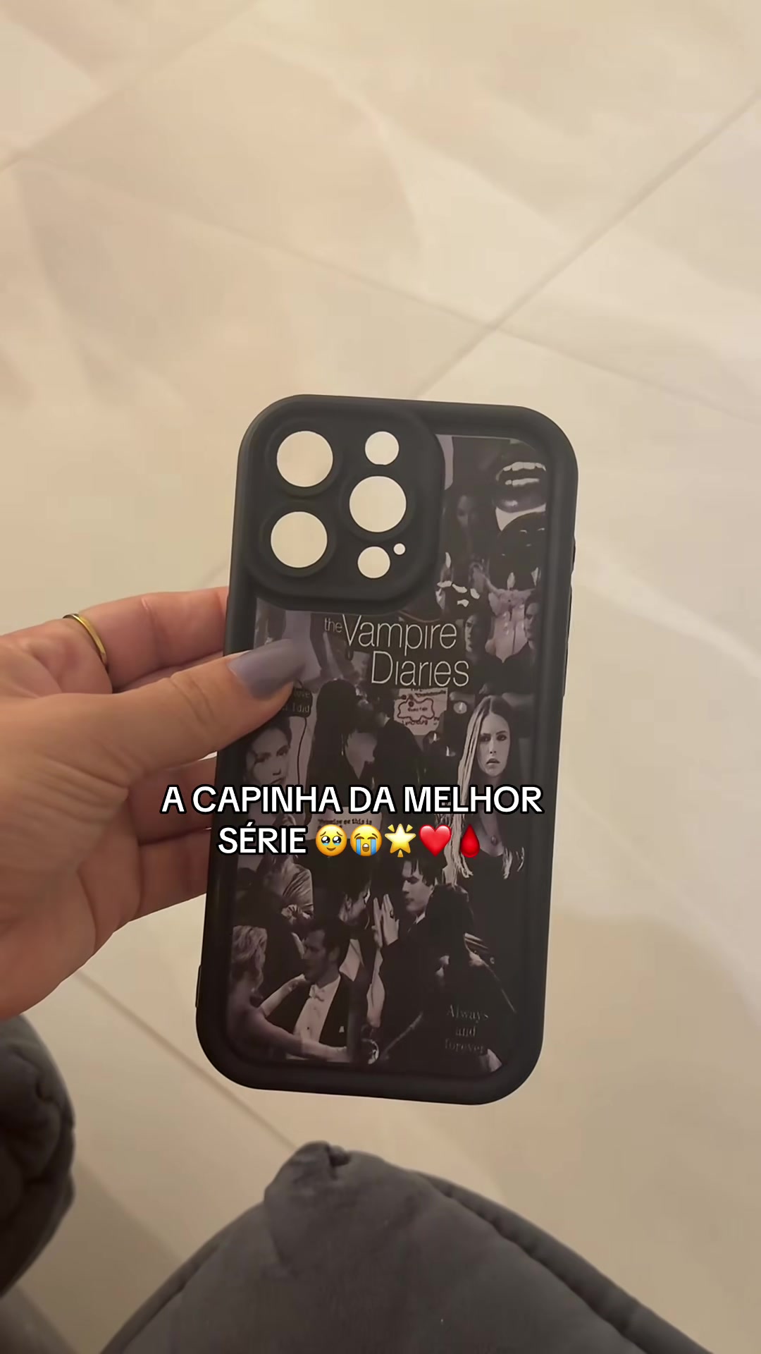 @j0yc___