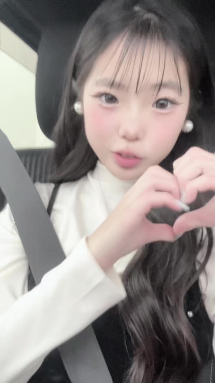 @りいさ