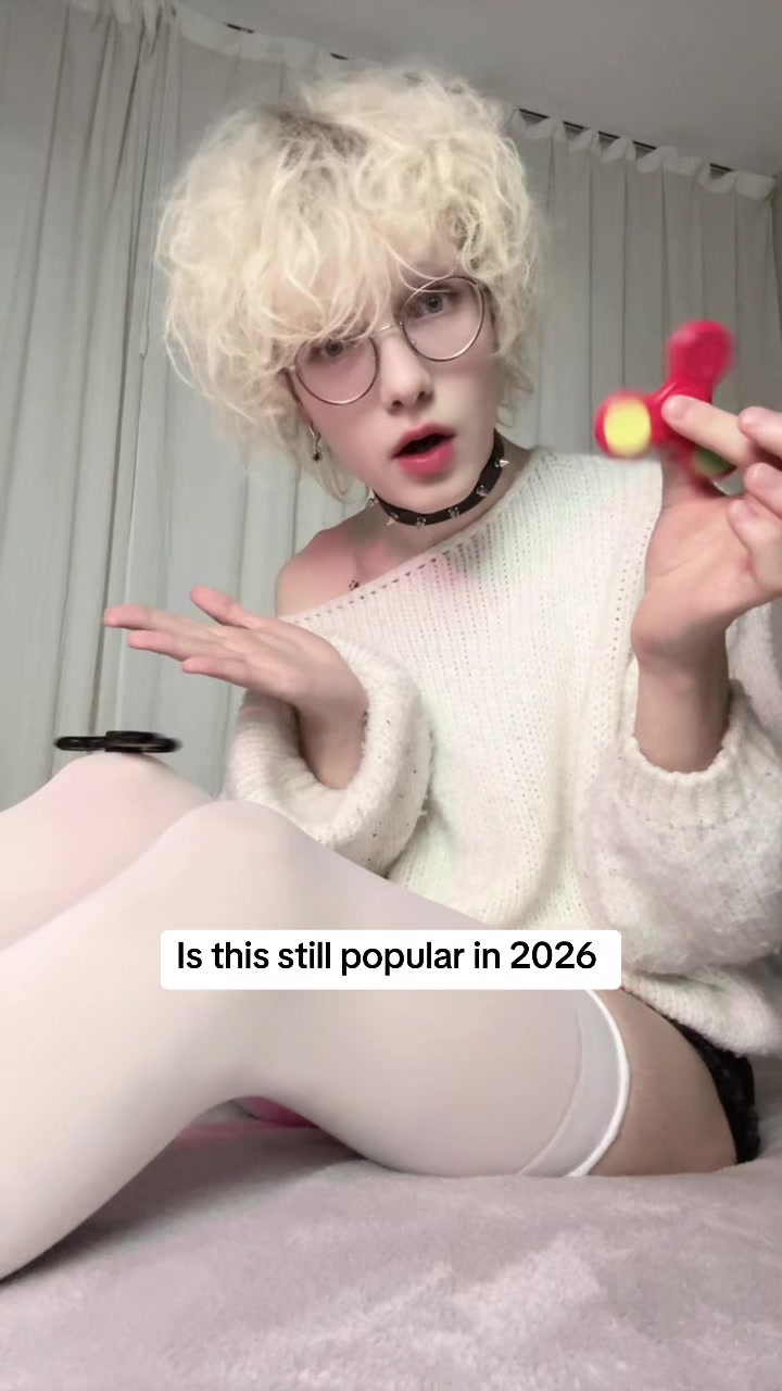 @FlexyaNya