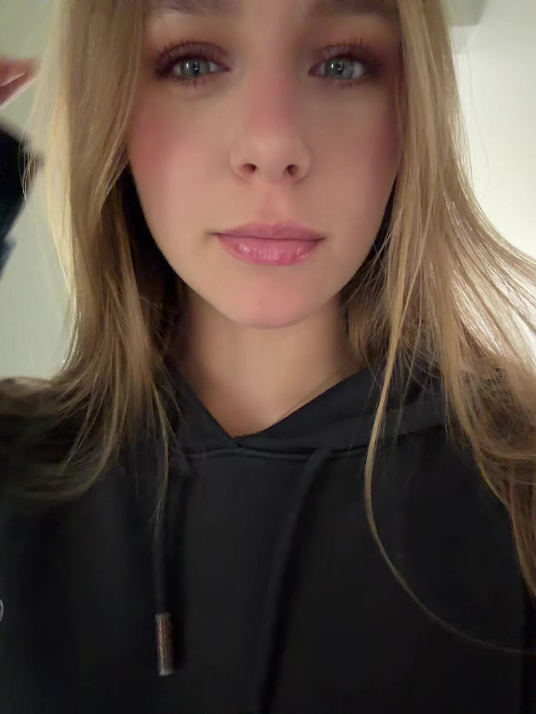 @arinkk