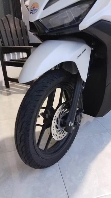 @F 14 NZ