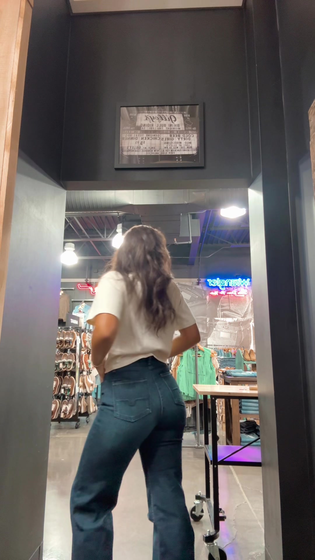 @Gilleys Western Store