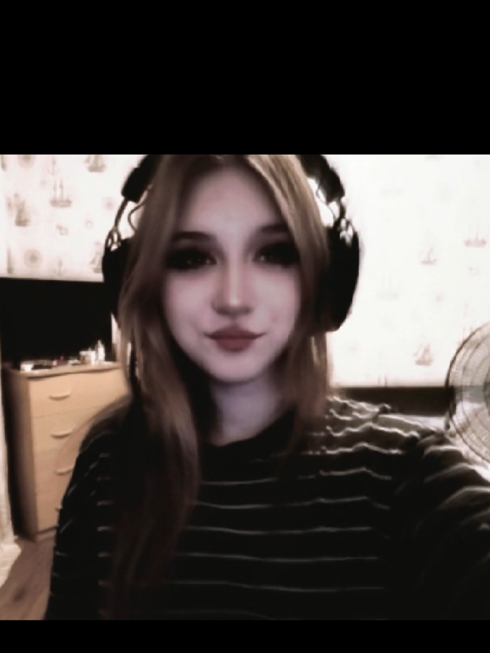 @Molli_No