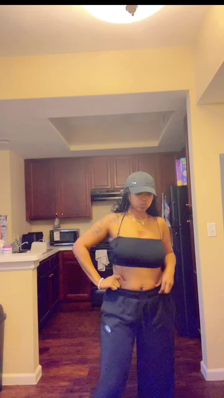 @𝐂.𝐆𝐨𝐫𝐠𝐞𝐨𝐮𝐬𝐬𝐬𝐬𝐬𝐬