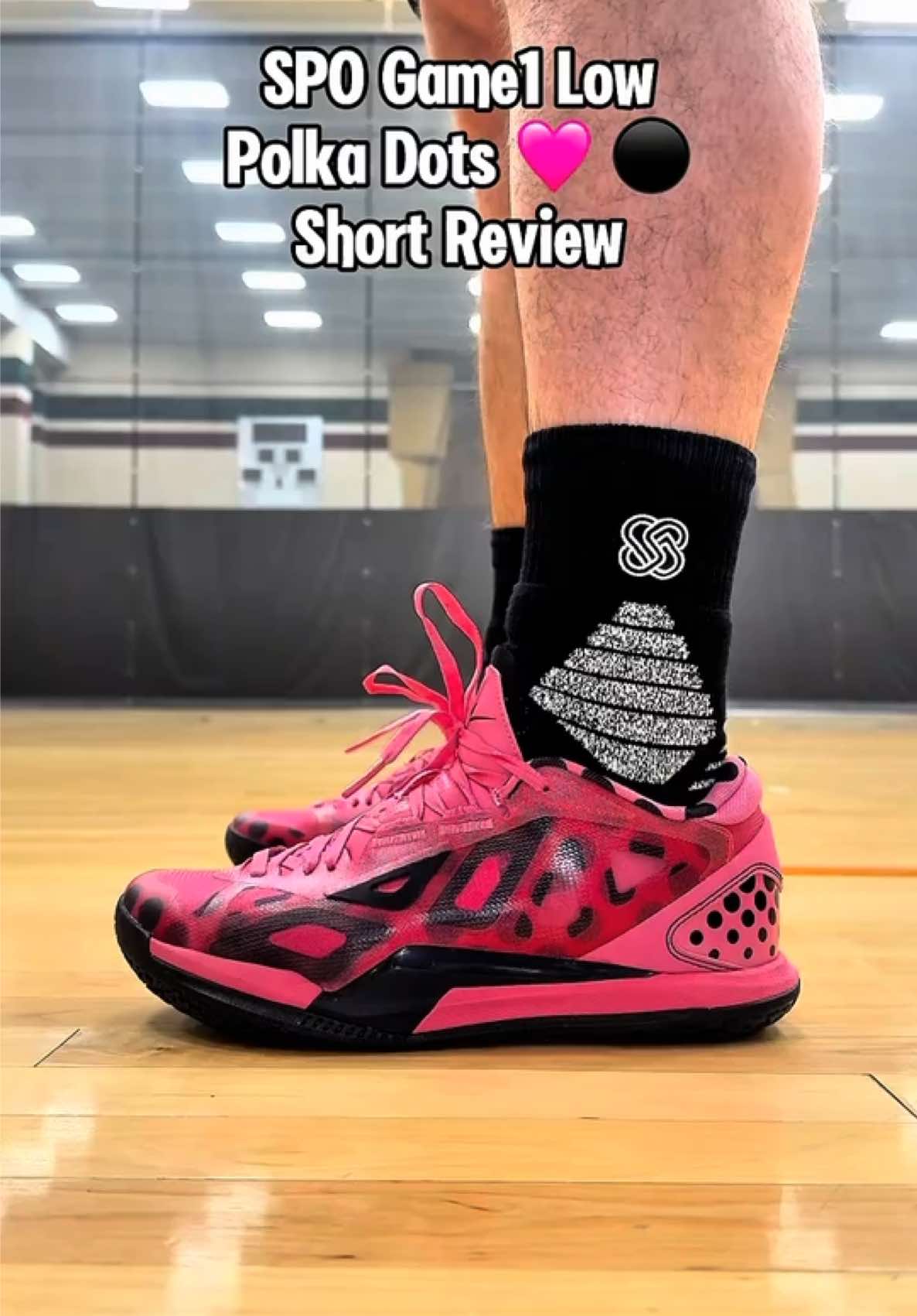 @SneakrTweakr&trade;