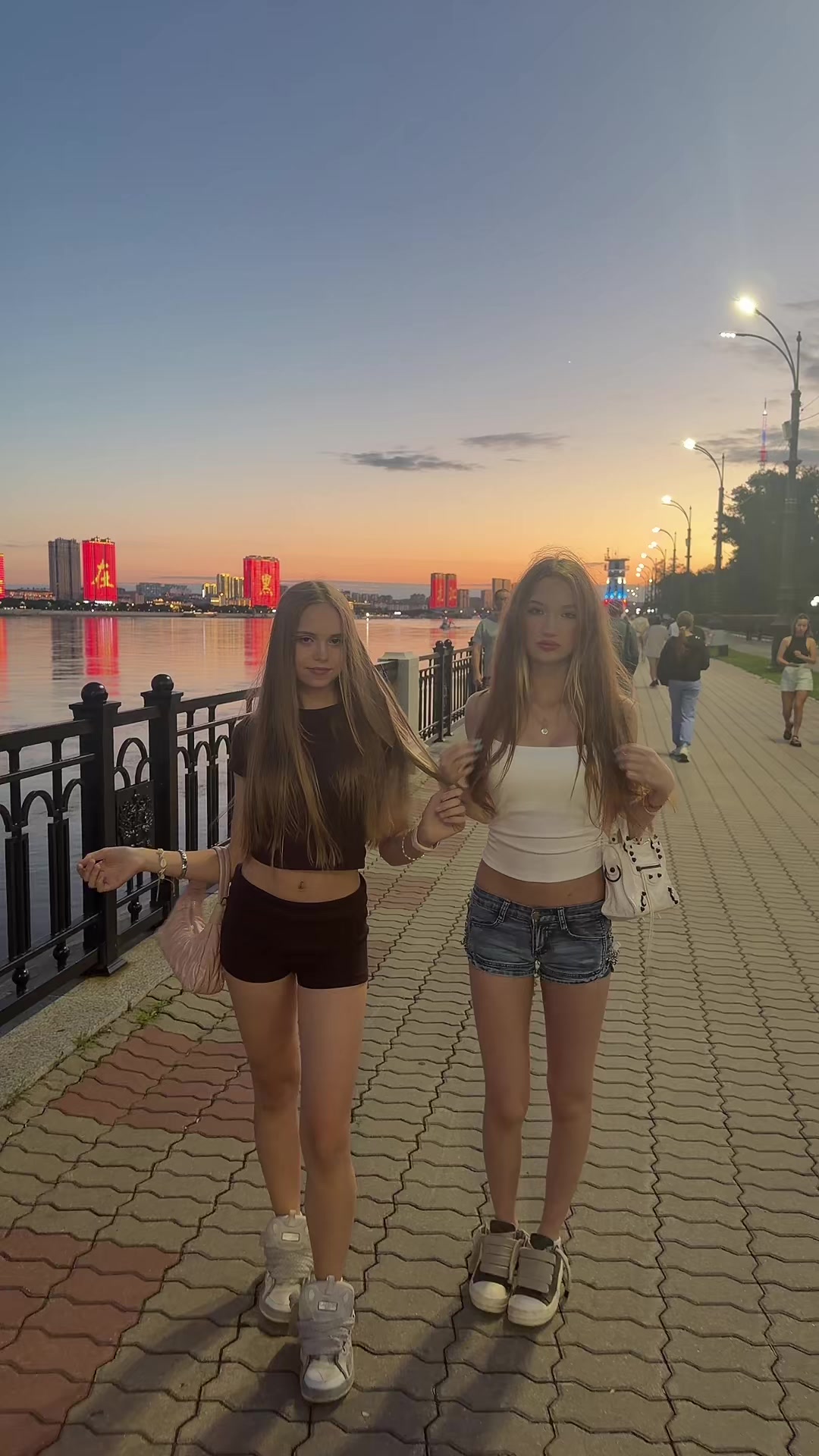 @evaganone