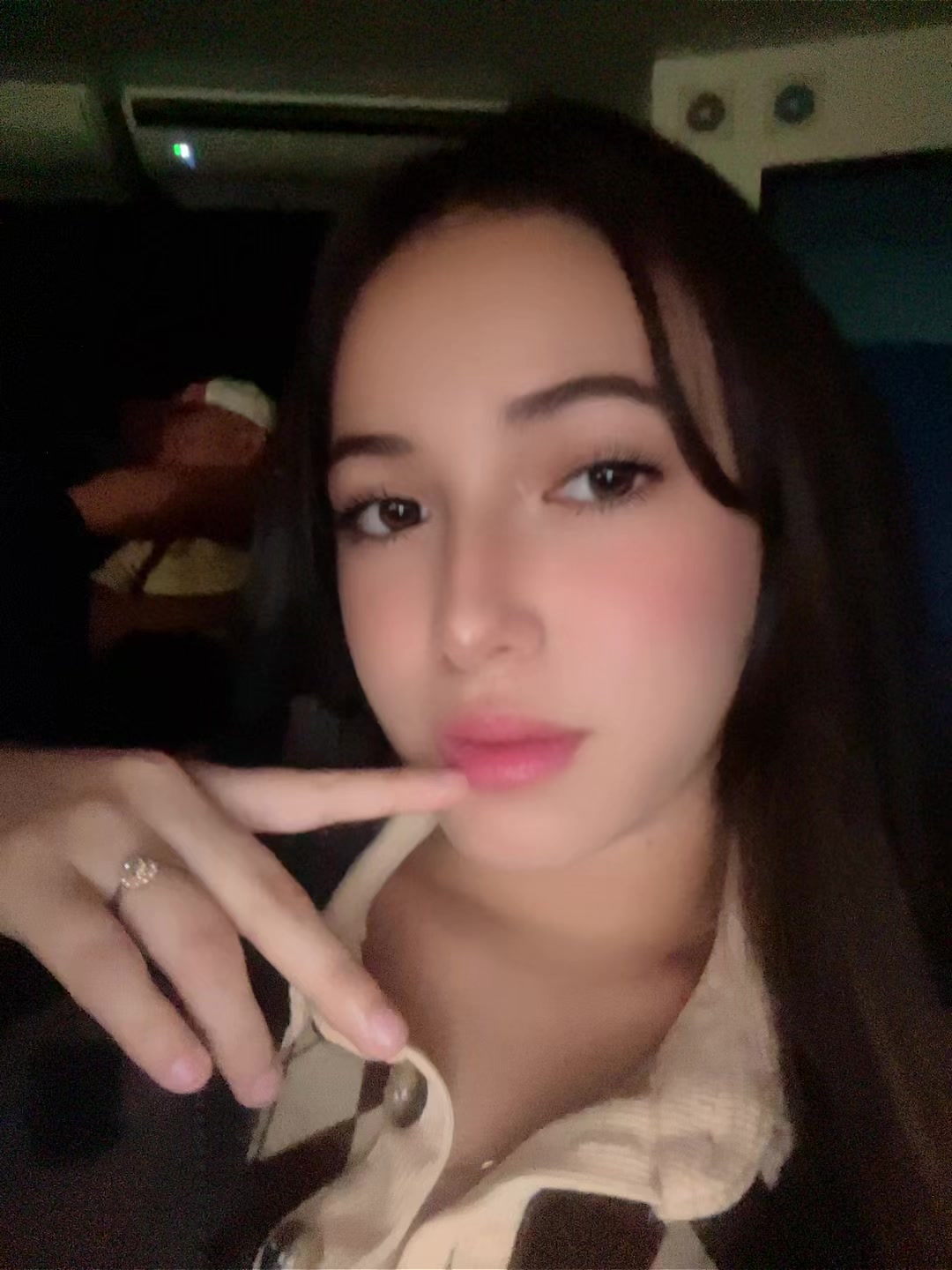 @Abi_romero333