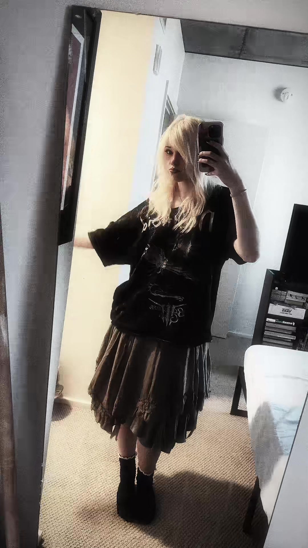 @𝔢𝔟𝔟𝔢