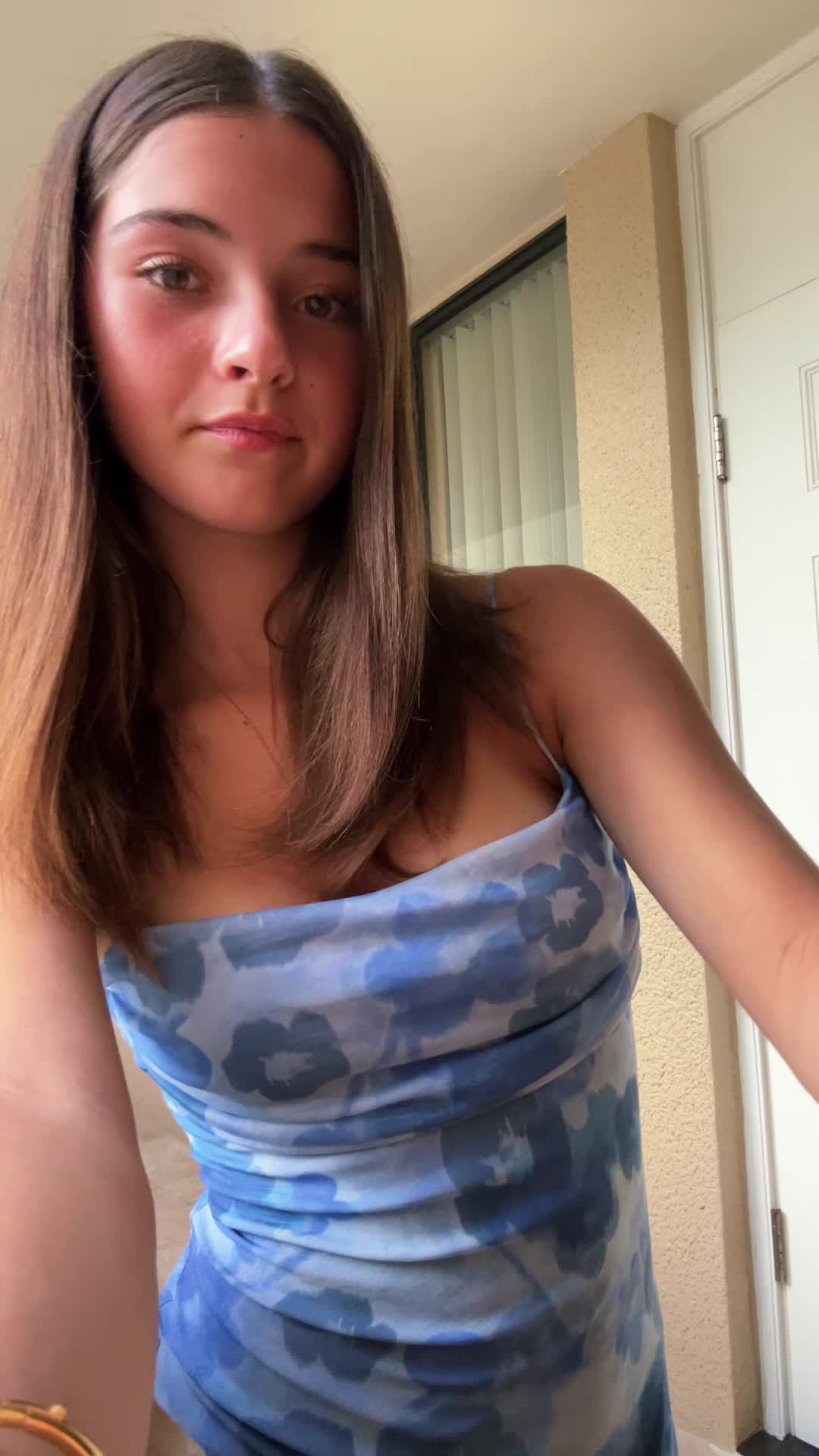 @averyy