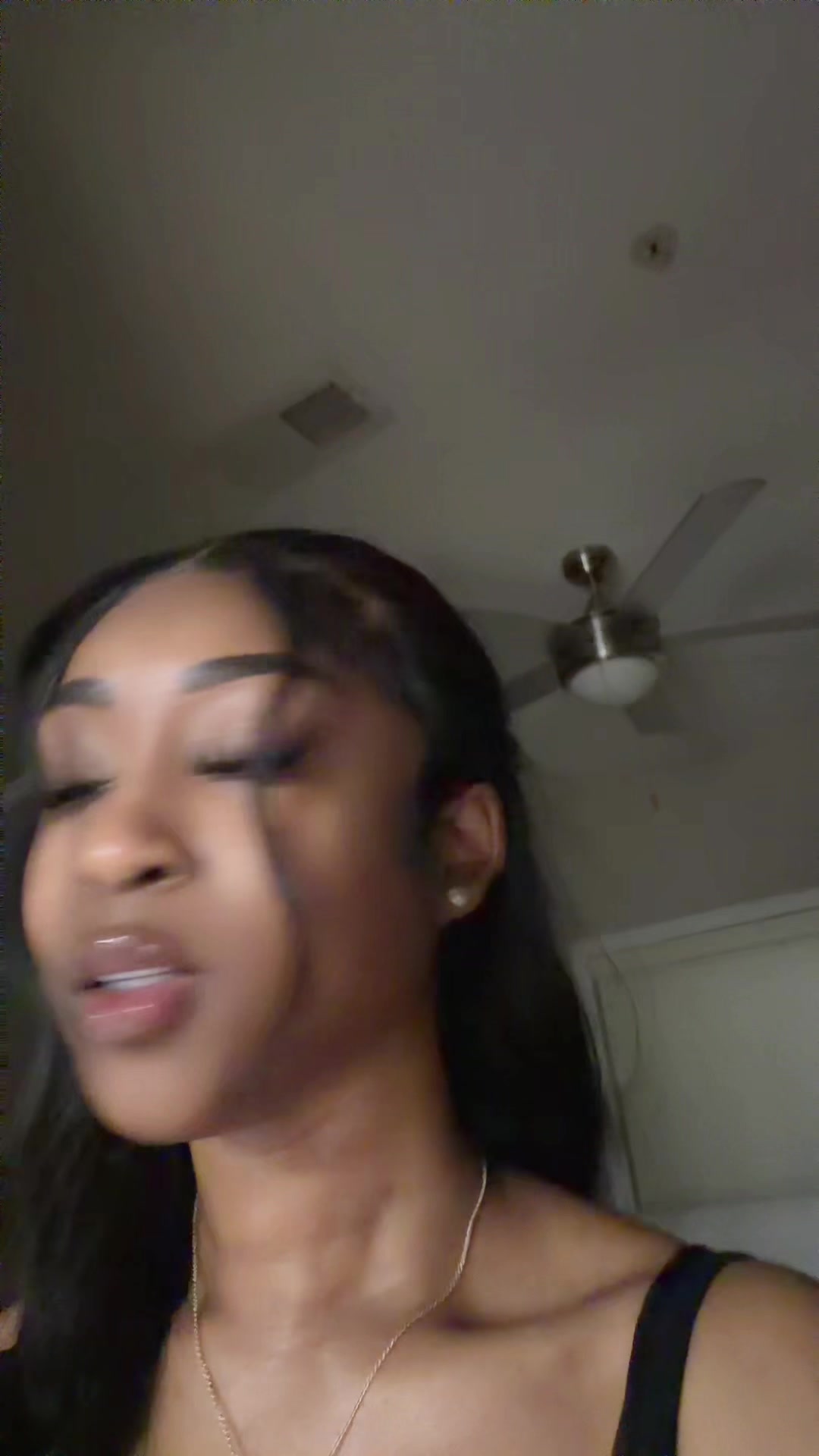 @_Queen_Zaeee