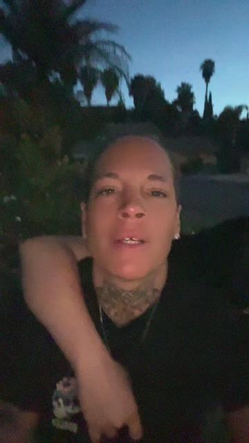 @Crazyauntchronicles
