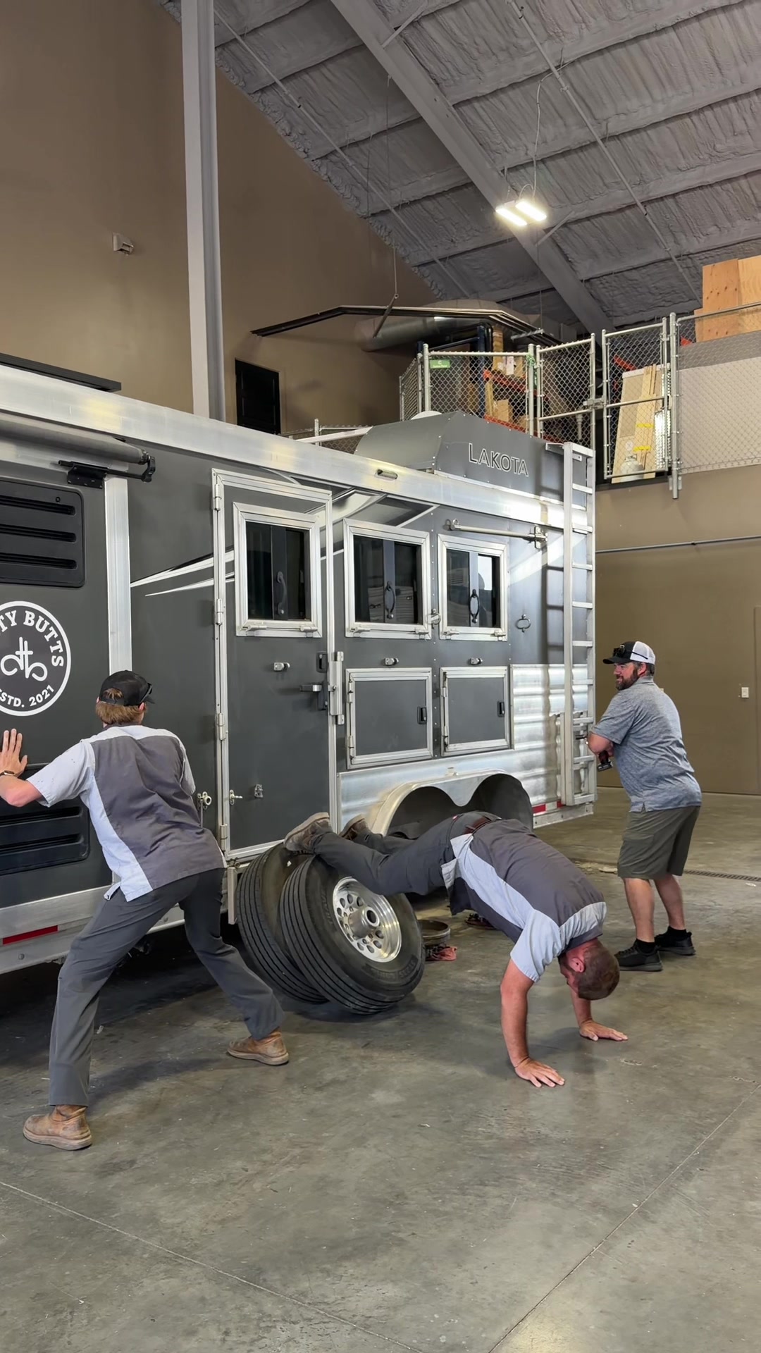 @C&R Trailer Sales