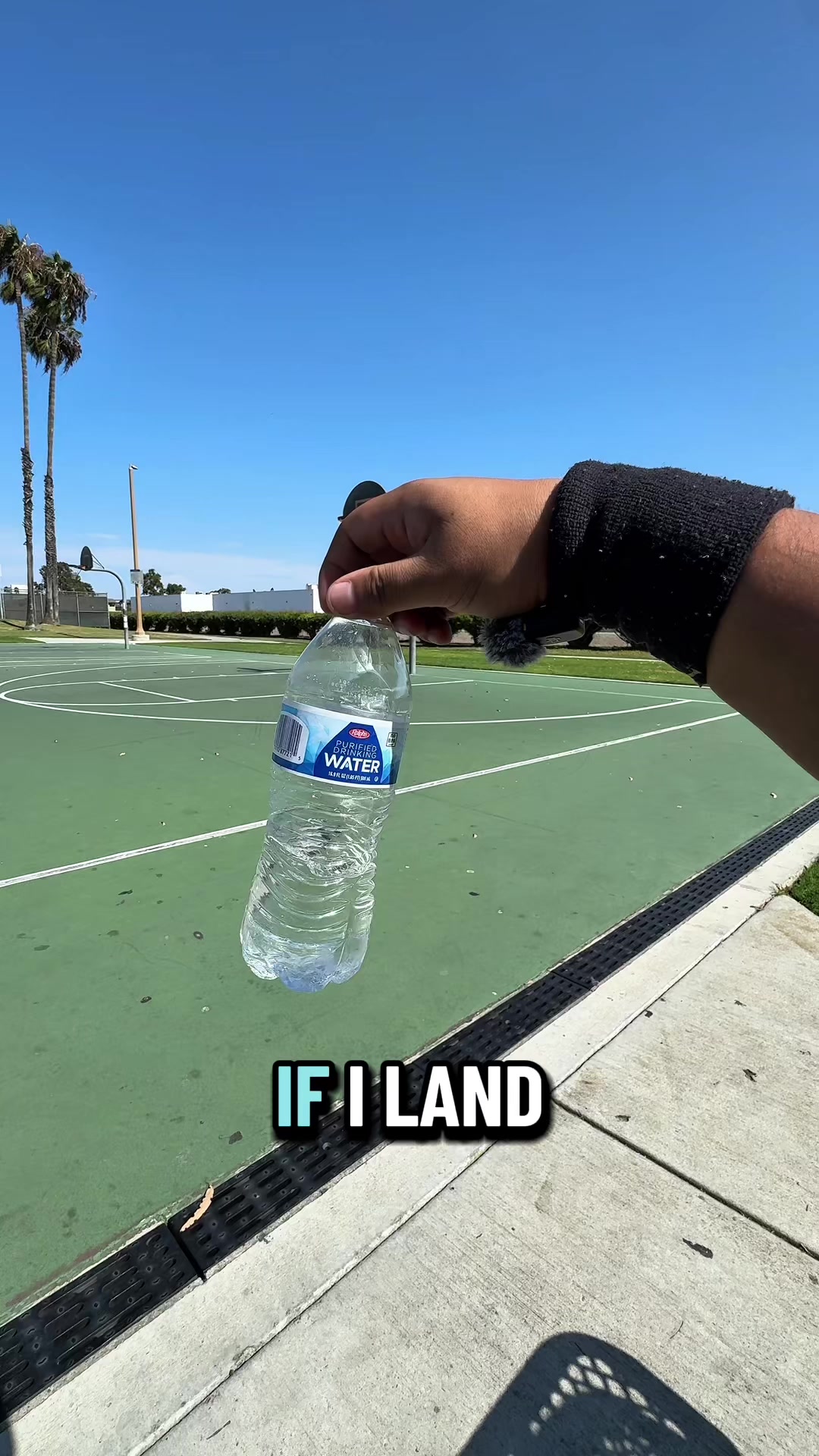 @RUIZ
