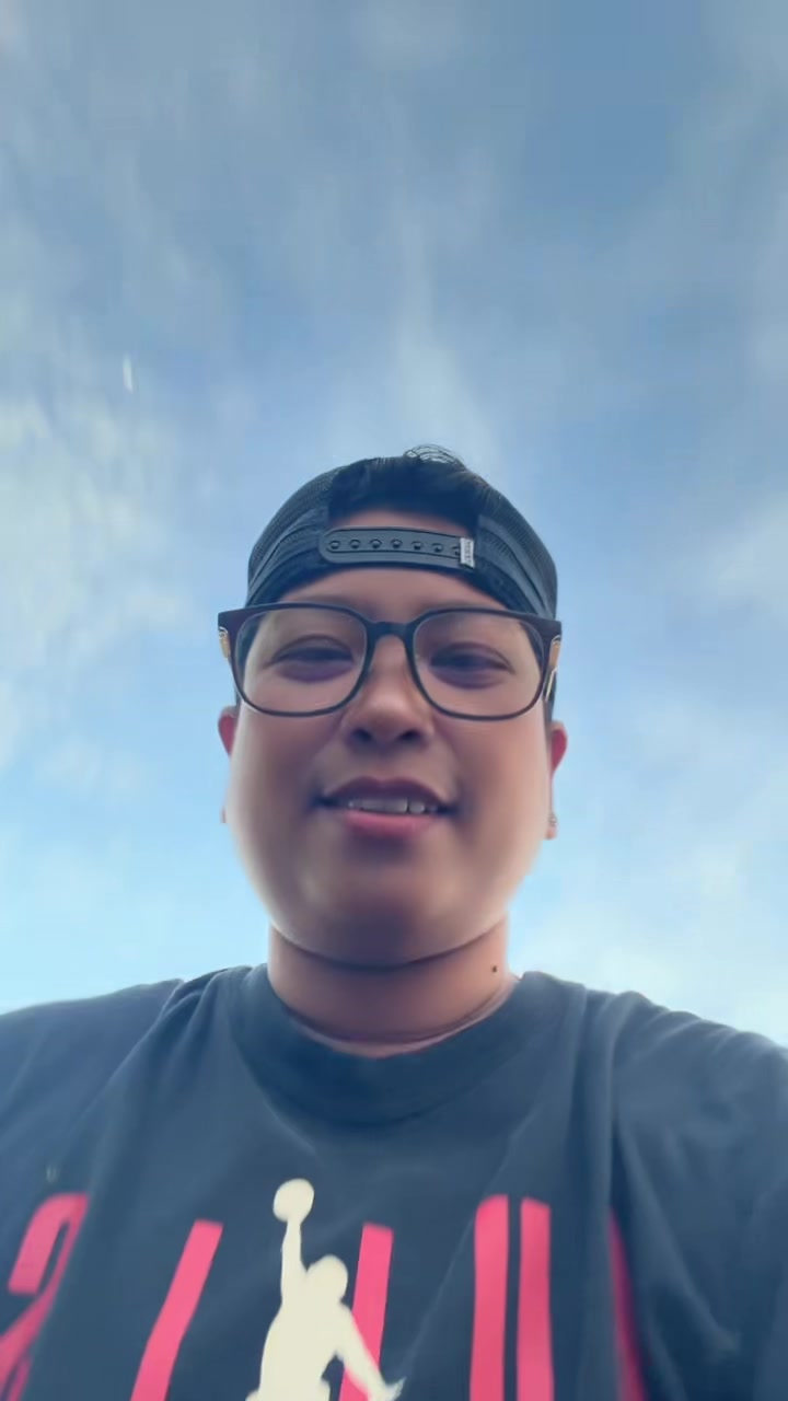 @Chris Tee💛🌈
