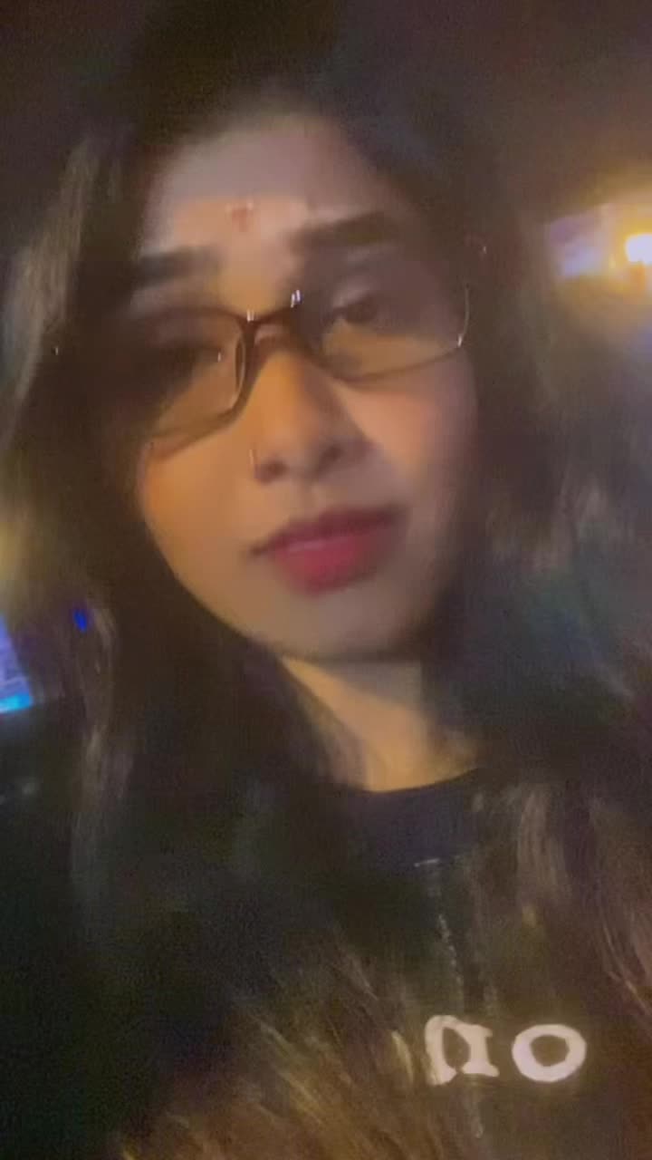 @Nishaa_Official