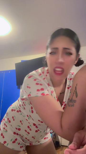 @Kiana Fox