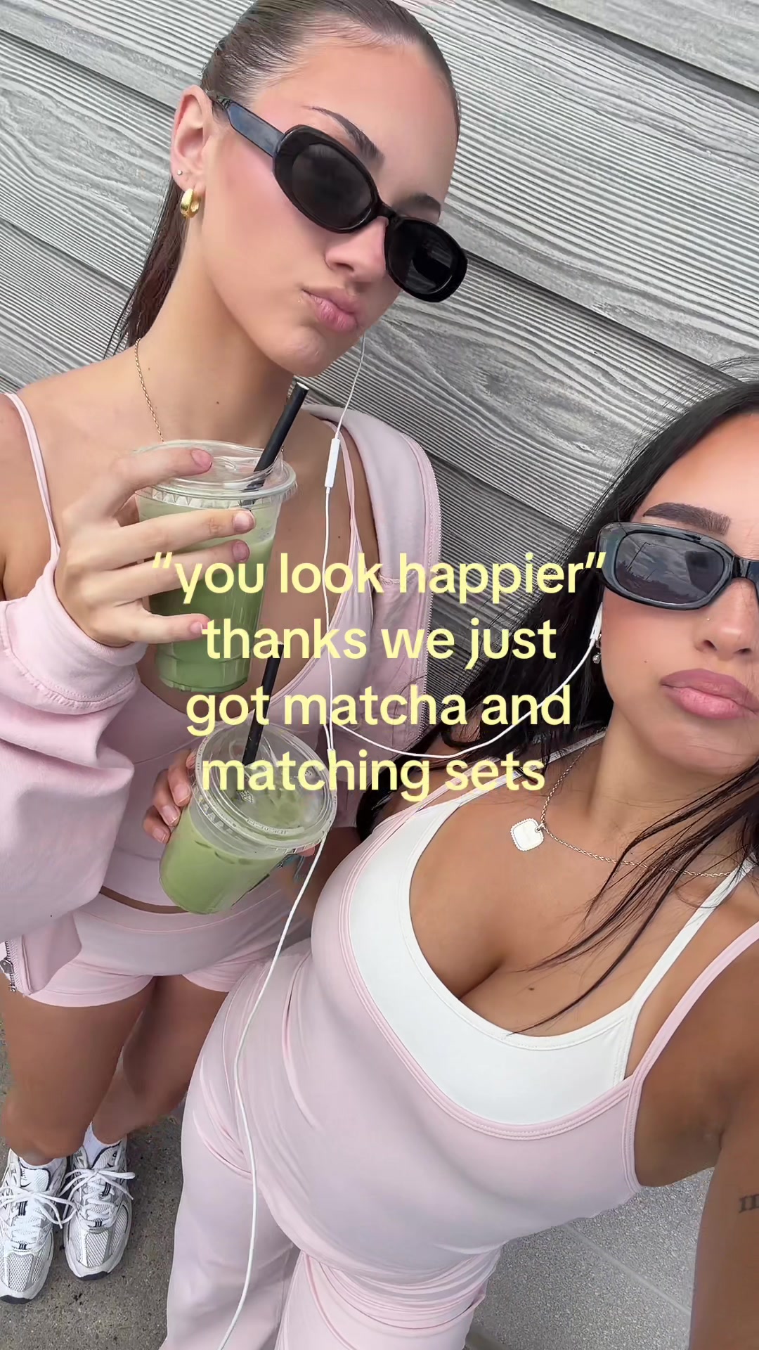 @Kiarra