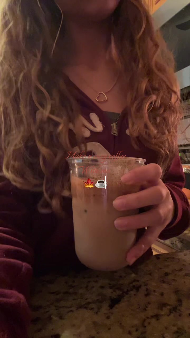 @𝐸𝓈𝓉𝒽𝑒𝓇 𝐹𝓇𝒶𝓎𝒹𝒶 🧁