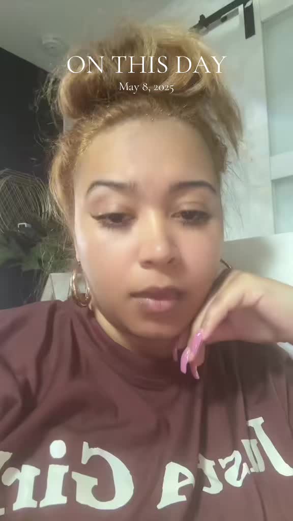 @YourAuntieMoe