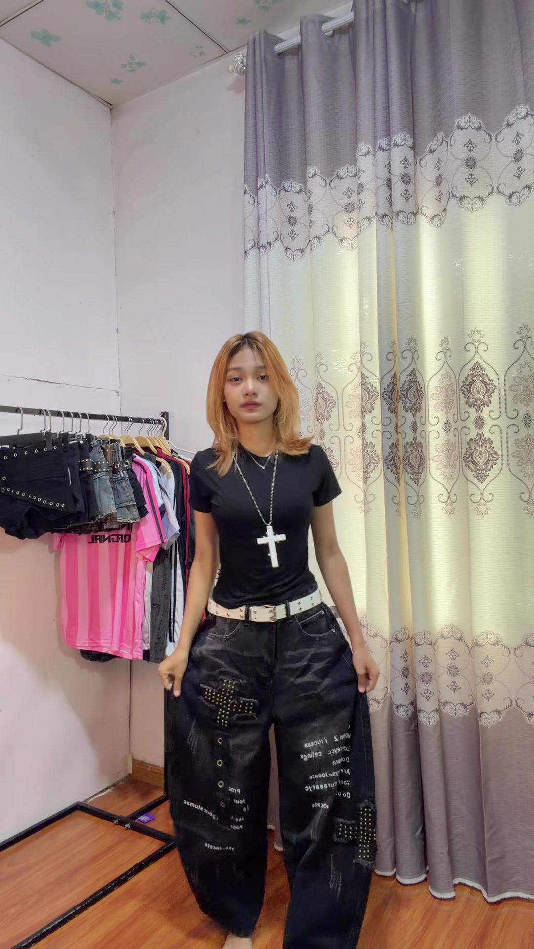 @Moodie Closet