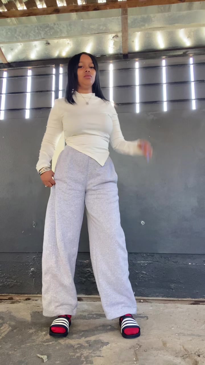 @𝑪𝒐𝒖𝒓𝒕𝒏𝒆𝒚𝑽𝒂𝒏𝒘𝒚𝒌🎀