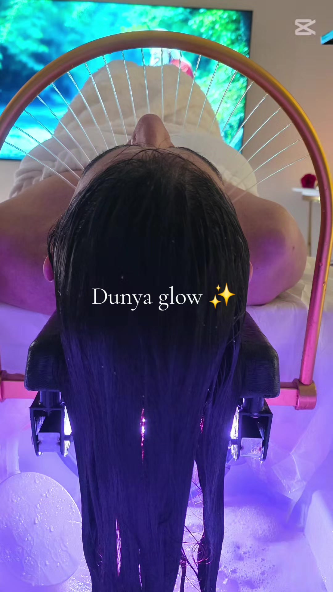 @Dunya Glow