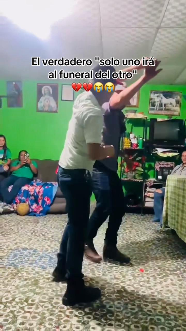 @David Orellana  Oficial