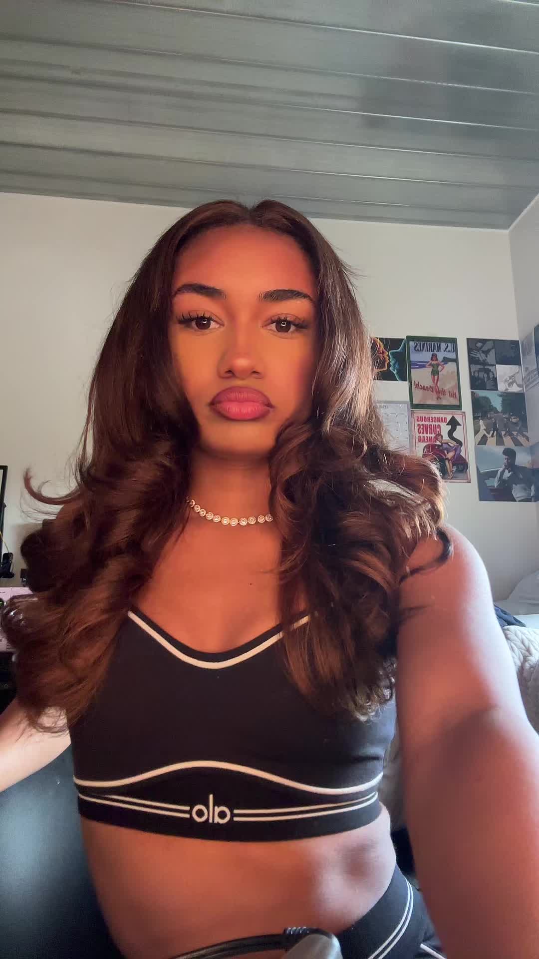 @kamspamusubi