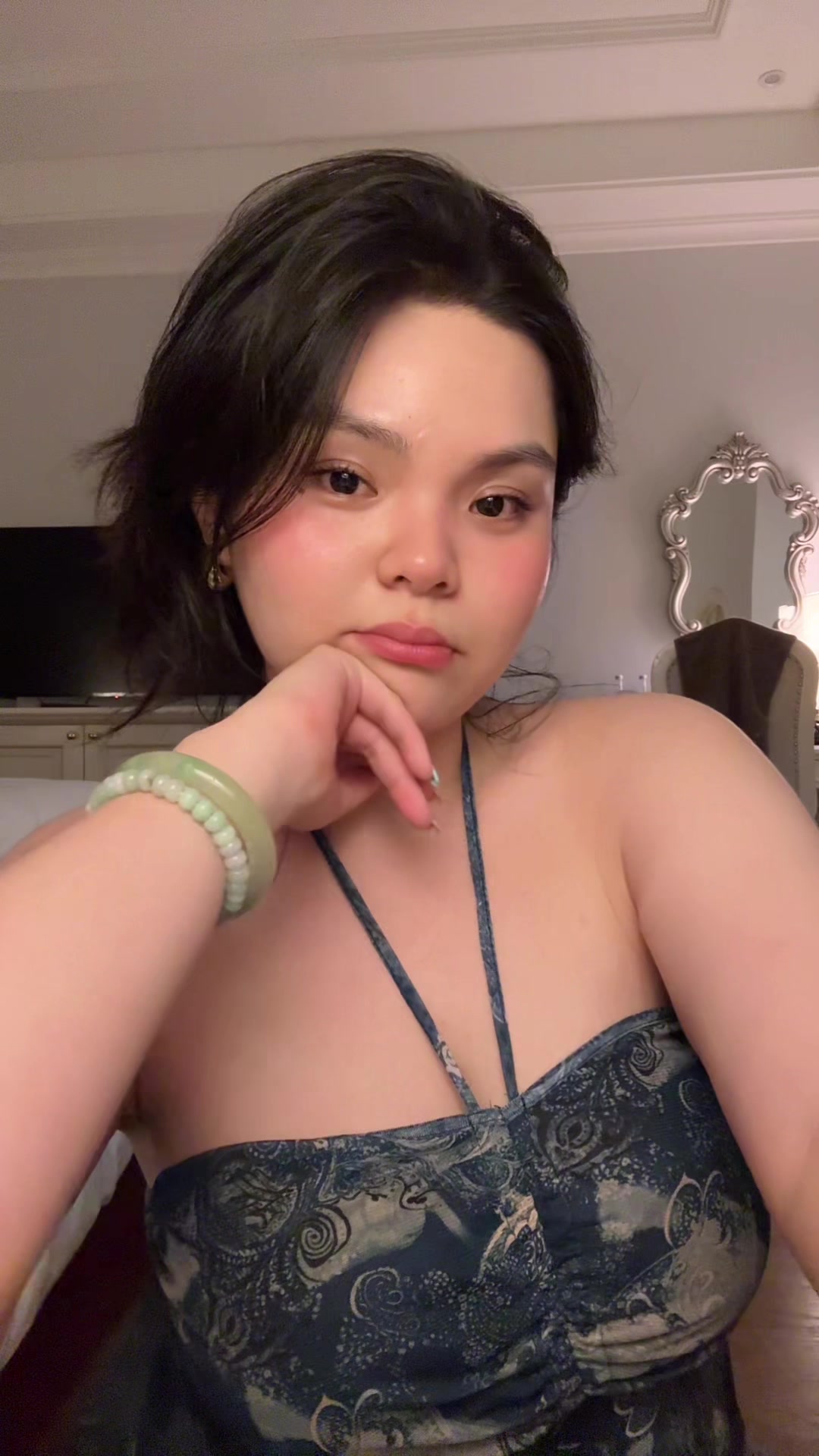 @T&uacute; Nhi th&iacute;t Chulibi