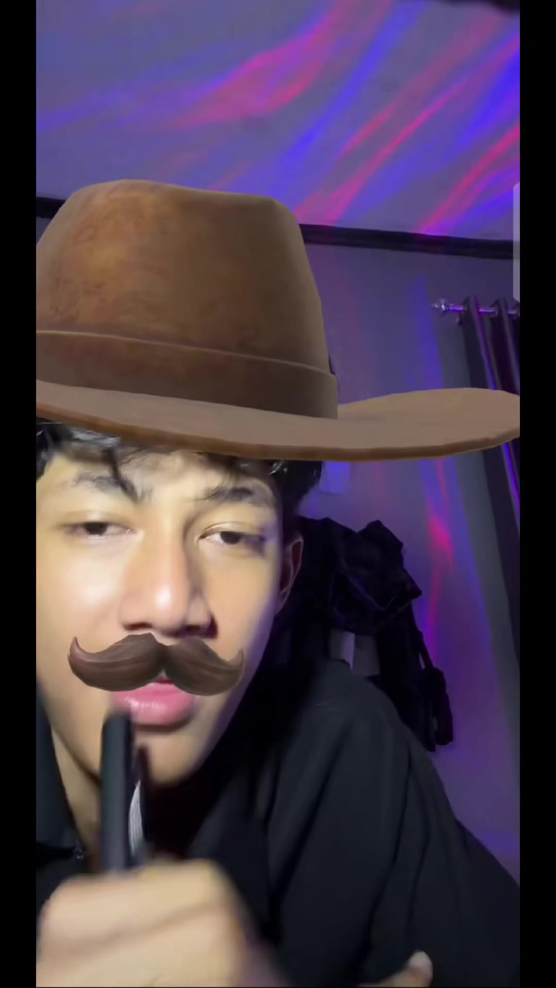 @𝐌 𝐚 𝐥 𝐝 𝐚