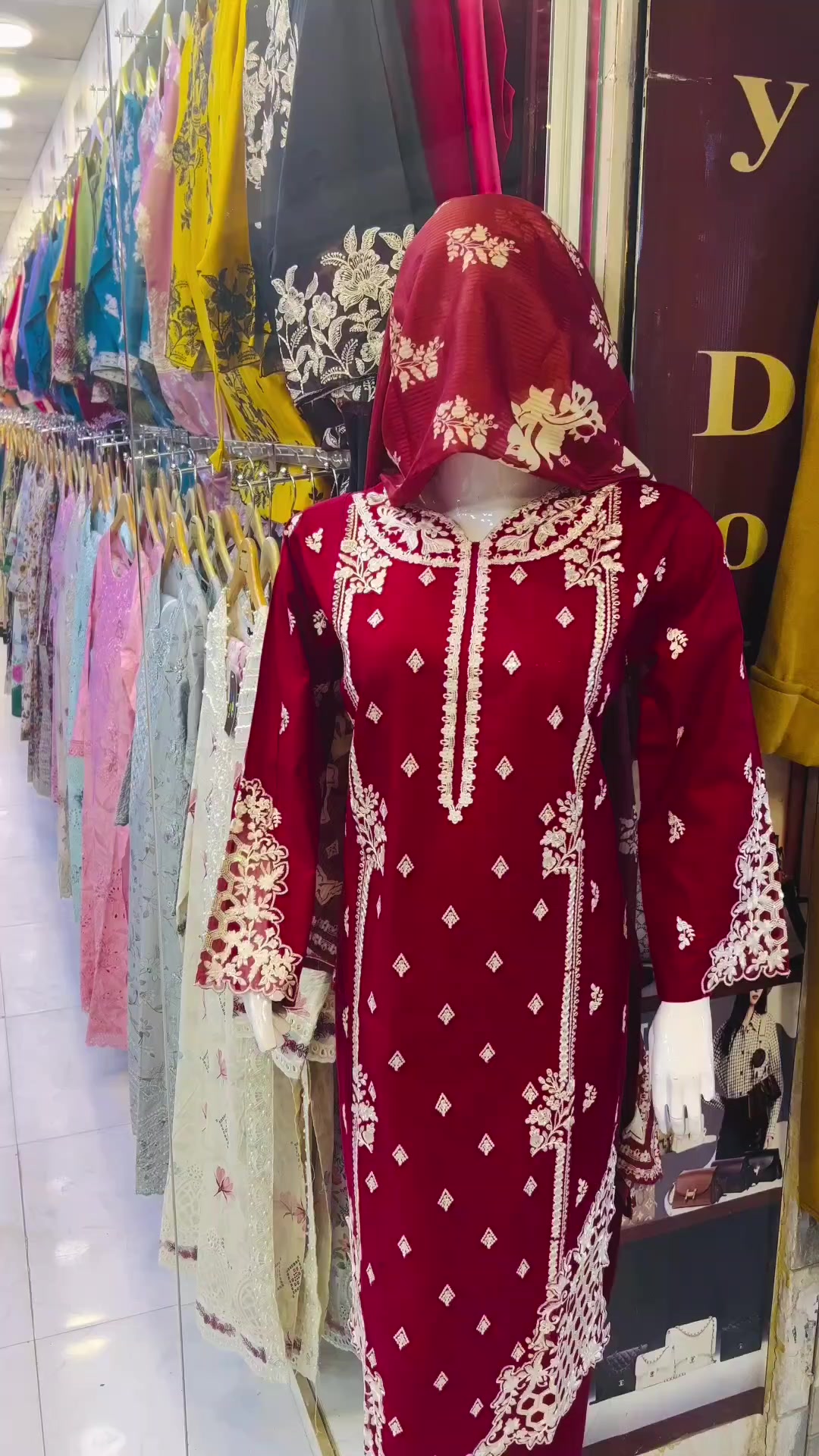 @Ladies Suits