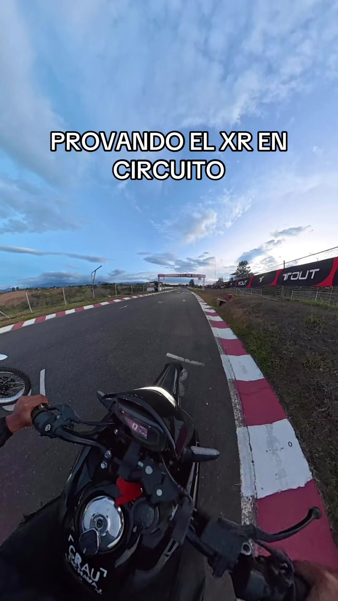 @Juan Rojas