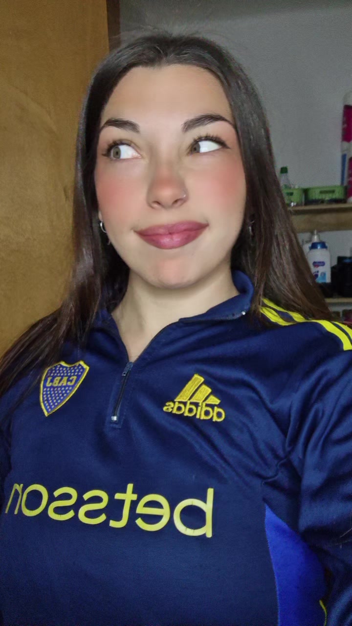 @Mu&ntilde;eca
