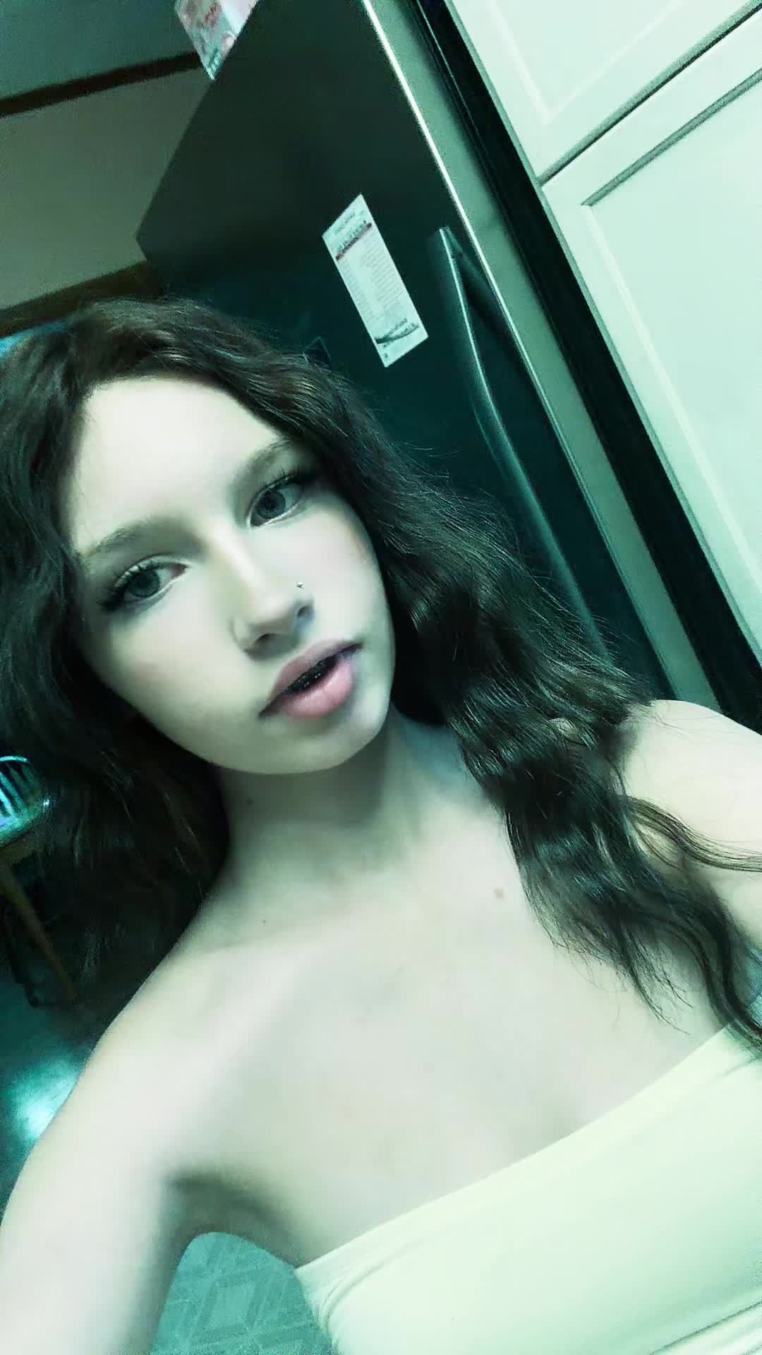 @<3