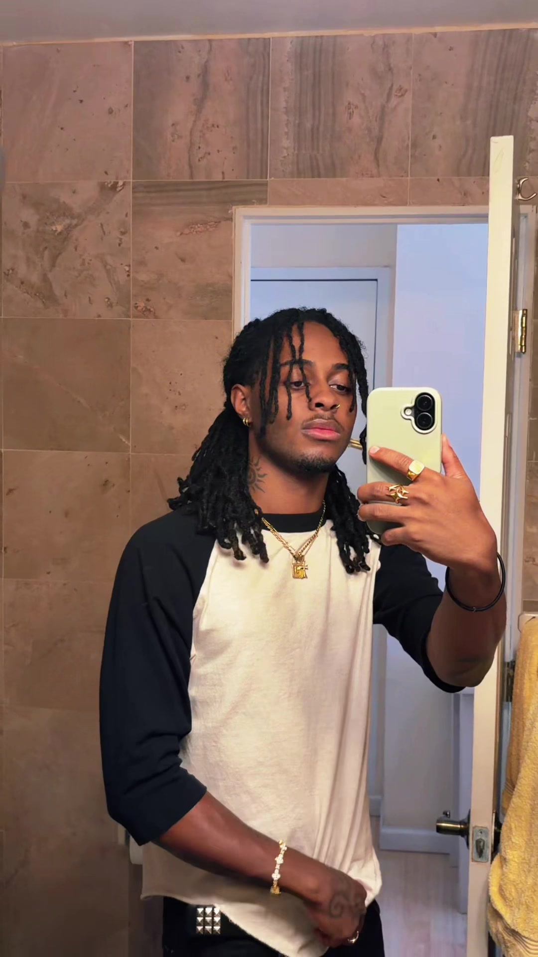 @Notevenme