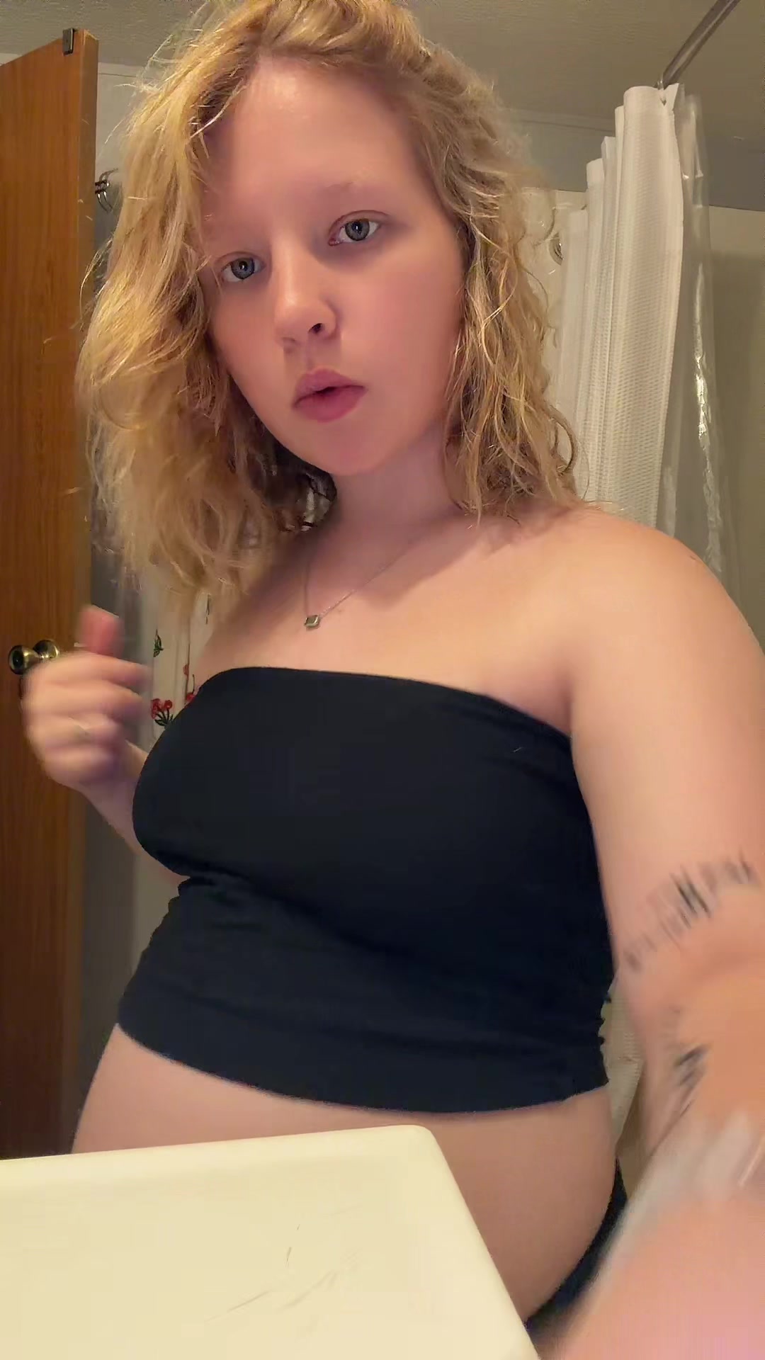@M.rae25