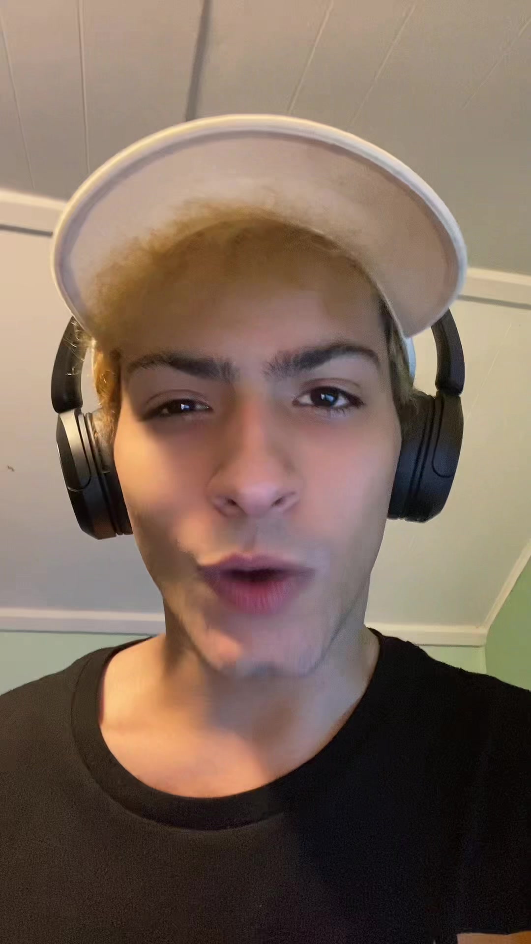 @SweeneyIsOdd